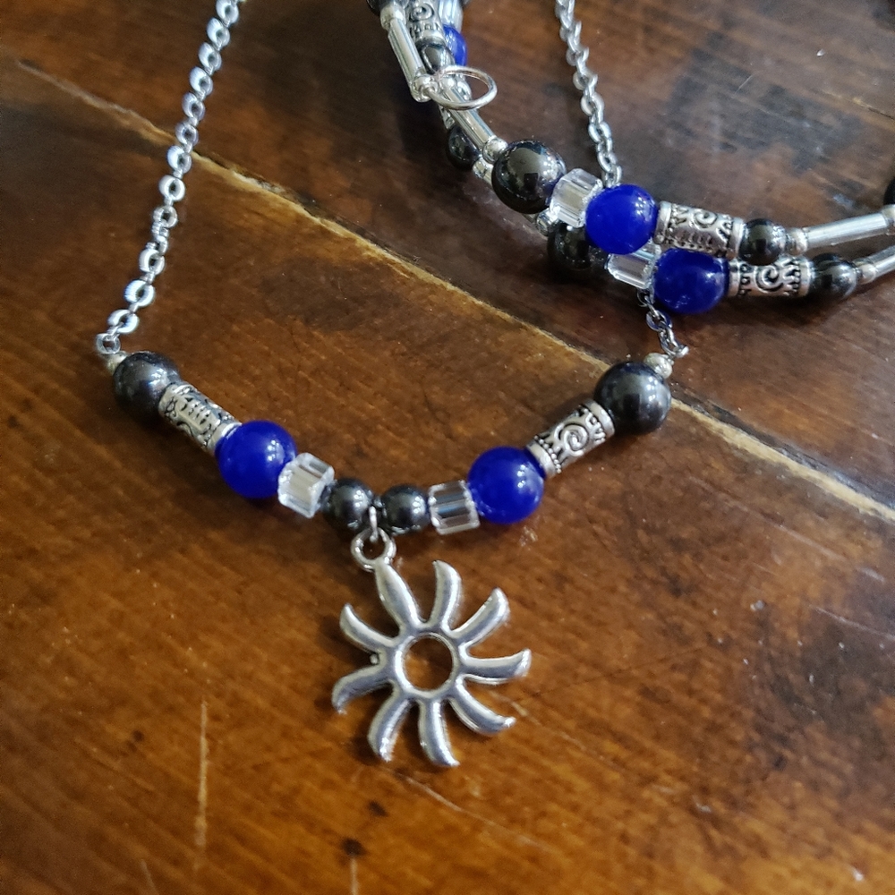 Handmade necklace and bracelet set